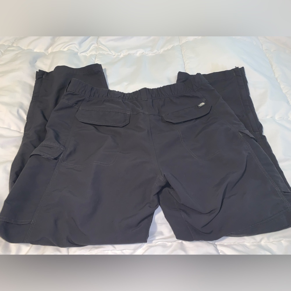 The North Face men’s convertible pants— XL - Picture 7 of 16